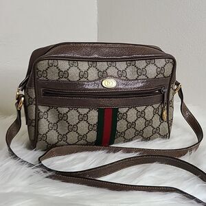 💯Authentic Gucci Crossbody with Cherryline 🍀
